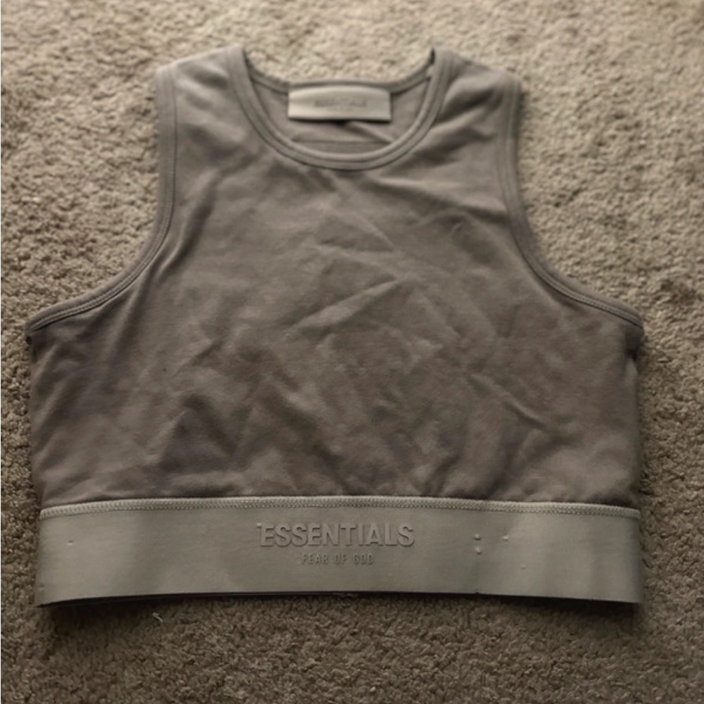 Essentials Matching Set - Picture 2 of 9